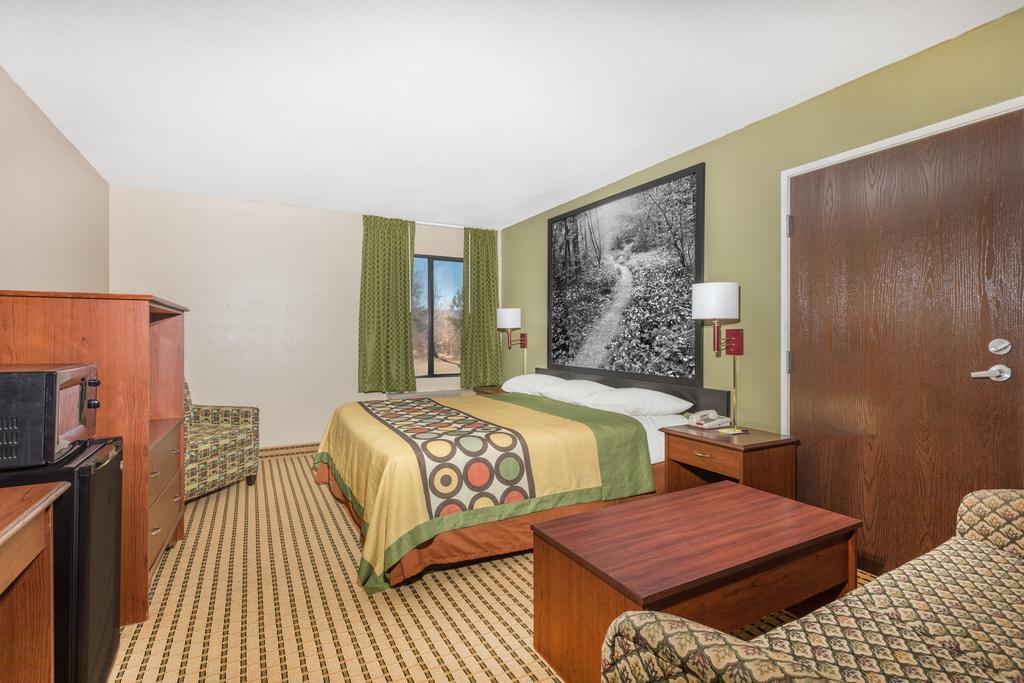 ซูเปอร์ 8 บาย วินด์แฮม ดอว์สันวิลล์ Hotel ภายนอก รูปภาพ